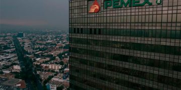 Deuda de Pemex se dispara: Aumenta 71.6% en julio el saldo con proveedores y contratistas