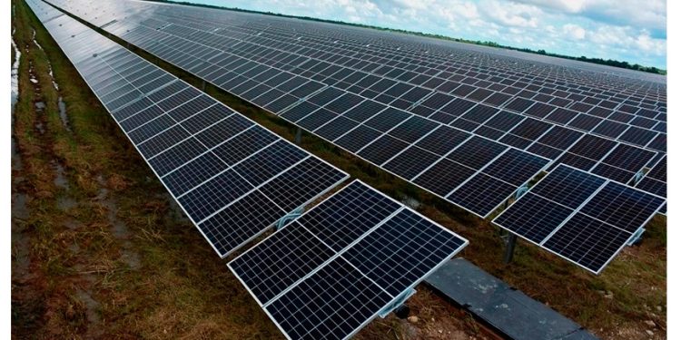 Fondos para transición energética podrían salir de extracción de crudo: CNH