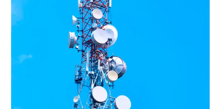 AMLO busca convertir a CFE Telecom en una empresa pública