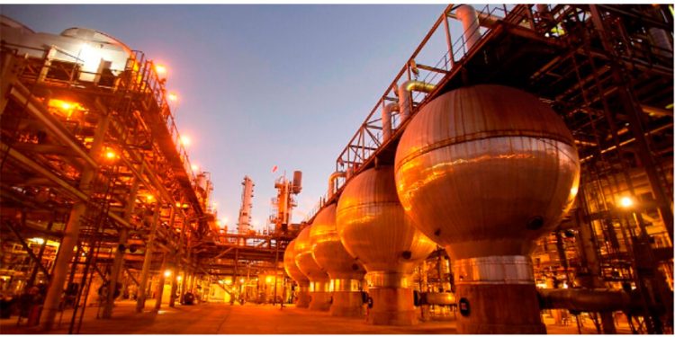 Al cierre del sexenio de AMLO, México, lejos de la autosuficiencia en combustibles