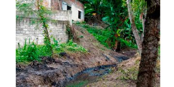 Denuncian a Pemex por derrame de hidrocarburos que afecta comunidad indígena en Veracruz