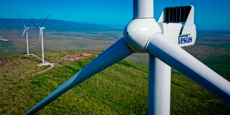 Eólicos ven espacio para crecer dentro de tope a energía privada