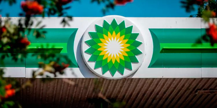 La petrolera BP abandona la meta de reducir su producción de petróleo