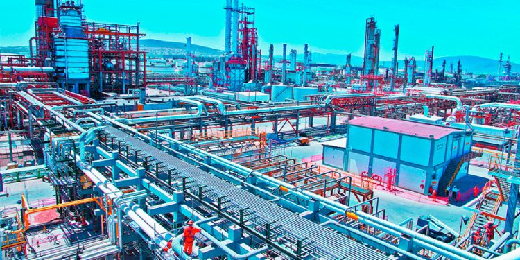 Piden datos a Pemex sobre emisiones de gases de efecto invernadero