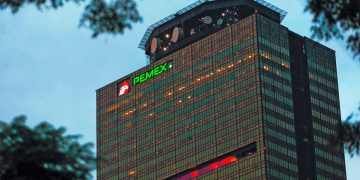 Pemex y CFE ya no competirán como iguales: analistas
