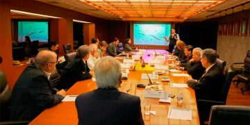 Pemex podría centralizar operaciones y reformar su estructura con nuevas filiales