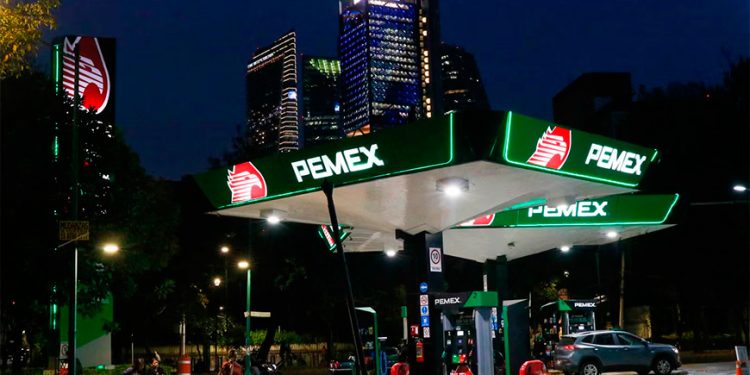 Deuda de Pemex con proveedores sube a 25 mil millones de pesos mensuales, estima AMESPAC