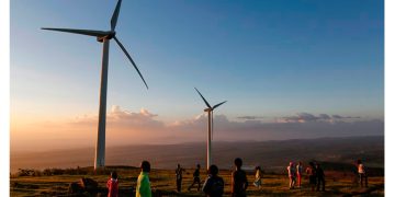 Energías renovables enfrentarán un turbulento año 2025