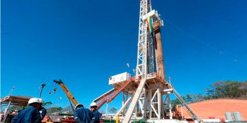 Internacional: Gobierno boliviano exige al parlamento acelerar el proyecto para reactivar exploración de hidrocarburos