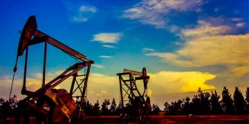 Internacional: El declive petrolero arrastra, aún más, a la economía de Venezuela