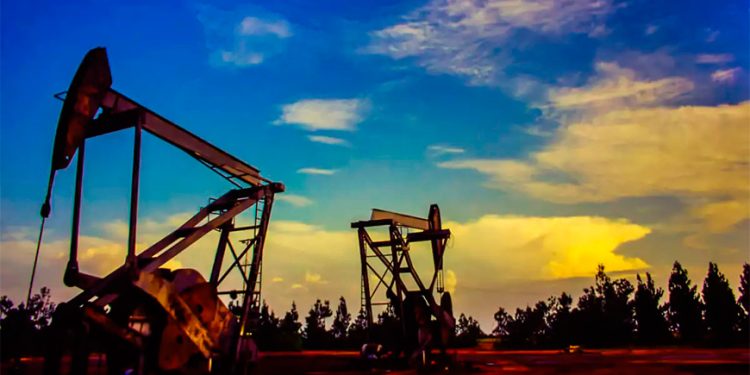 Internacional: El declive petrolero arrastra, aún más, a la economía de Venezuela