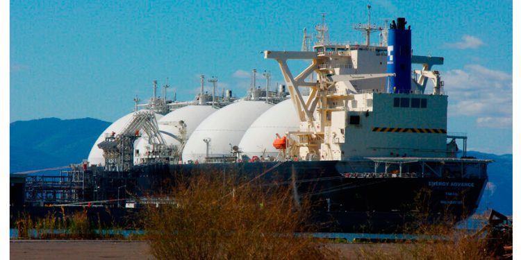 Internacional: Para mandar gas natural de Estados Unidos a Estados Unidos… hay que pasar por España: el sinsentido de la ley Jones