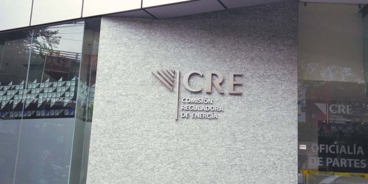 Reguladores sesionan con miras a cambios administrativos