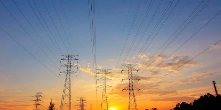 Sheinbaum planea 27 GW de nueva capacidad eléctrica gracias a energías renovables