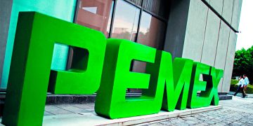 Plan integral para Pemex, la señal que espera el mercado: Barclays