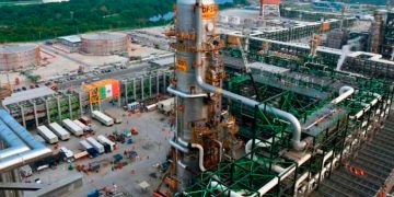 Producción de hidrocarburos de Pemex cayó 11.71% en enero