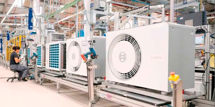 Internacional: Los bajos precios de la electricidad en comparación con el gas impulsarán la adopción de bombas de calor en Europa