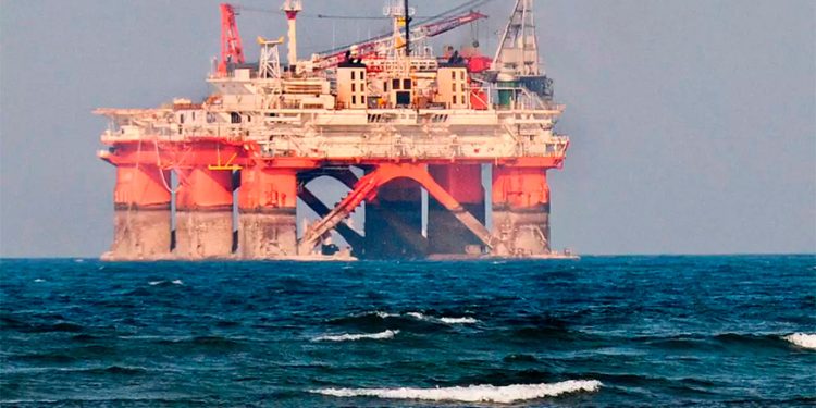 Pemex busca garantizar reservas de crudo y maximizar refinación