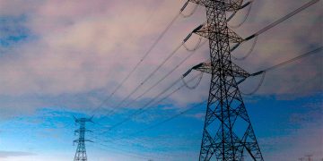 Aguascalientes enfrenta alza de 10.2% en precios de electricidad y combustibles en enero