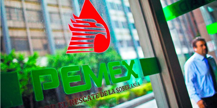 Pemex escogería áreas petroleras y a sus socios