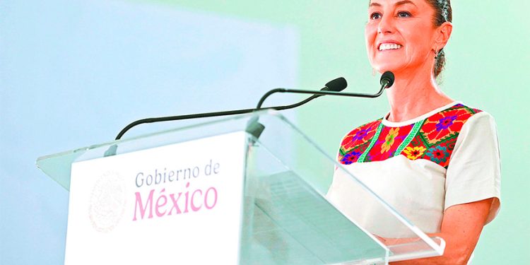 Pemex recuperará petroquímicas y la producción de fertilizantes: Sheinbaum