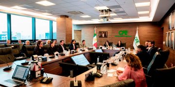 CFE refrenda su compromiso para reducir la brecha digital