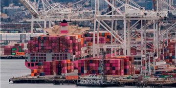 Internacional: China responde a Trump con aranceles a hidrocarburos y vehículos