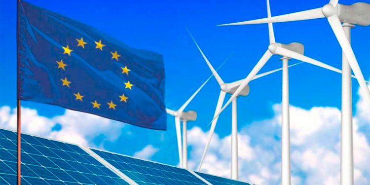 Internacional: Acuerdo histórico para acelerar el desarrollo de renovables y redes sin oposición local en la UE