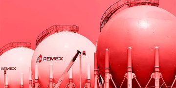 Pemex refina a 45% de su capacidad; Dos Bocas, sólo a 2%