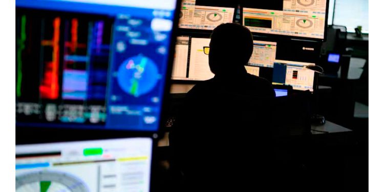 ‘Terror’ a guerra comercial ‘tira’ precios del petróleo: Crudo de Texas cae 6.6%, la mayor desde 2023