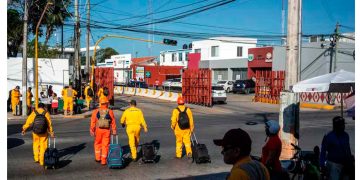 Tortillas racionadas y deudas millonarias en Pemex