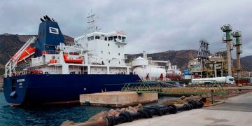 Cartagena busca consolidarse como puerto escala de suministro de gas natural