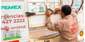 Pemex despedirá a 3 mil trabajadores de confianza; espera ahorrar casi 5 mil millones de pesos