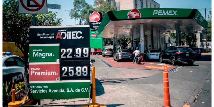 ‘Cash’ para Pemex: Espera recibir 8 mil mdd en contratos mixtos… y Slim ya está ‘apuntado’