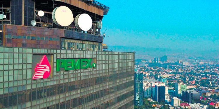 Pemex busca cotizar bonos en el SIC de la BMV