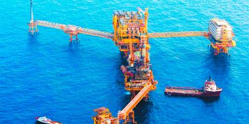 Se desploma obra petrolera en medio de crisis por impagos de Pemex