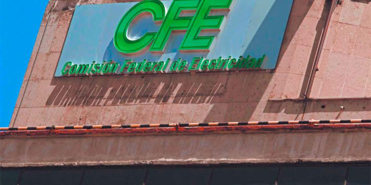 CFE logra ganancias tras cuatro trimestres de pérdidas