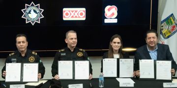 Firman convenio Oxxo, Oxxo Gas y Secretaría de Seguridad de NL