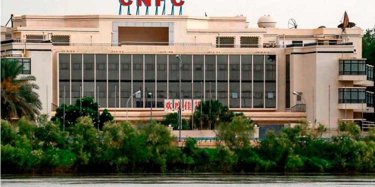 Petroecuador firma acuerdo con china CNPC para duplicar producción de gas natural en Ecuador