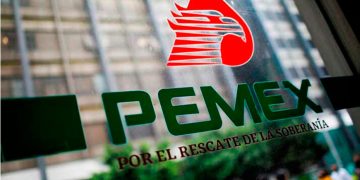 BBVA México: plan de Pemex requiere cambios estructurales