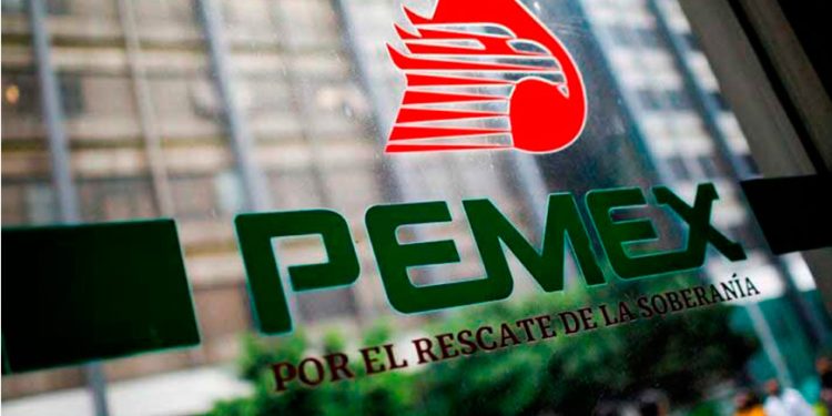 BBVA México: plan de Pemex requiere cambios estructurales