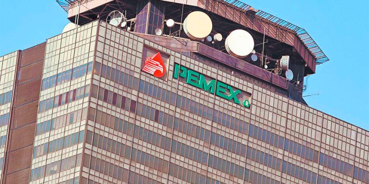 Aún con apoyo, deuda para Pemex más costosa que en Europa