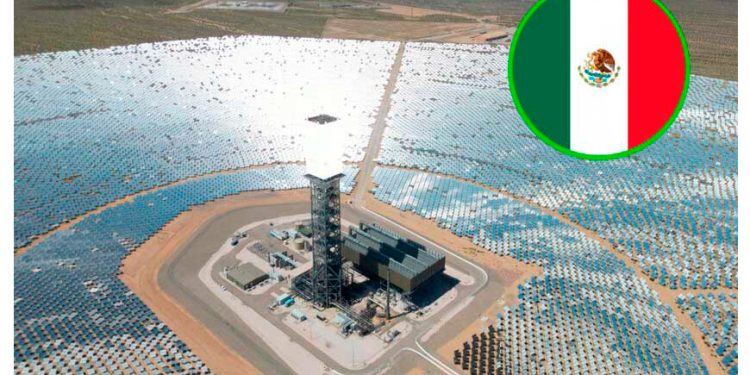 Las plantas termosolares no usan paneles solares, pero sí miles de espejos: CFE construirá dos en México con 800 millones de dólares