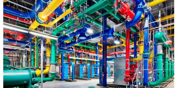 Google ha revelado al fin cuánta electricidad y agua consume su IA. Las estimaciones no podían estar más erradas