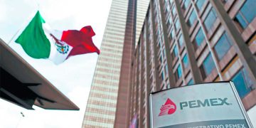 Gobierno transferirá a Pemex 263,500 millones de pesos el siguiente año