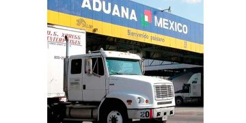 30 agentes aduanales controlaban el contrabando de hidrocarburos: Agencia Nacional de Aduanas