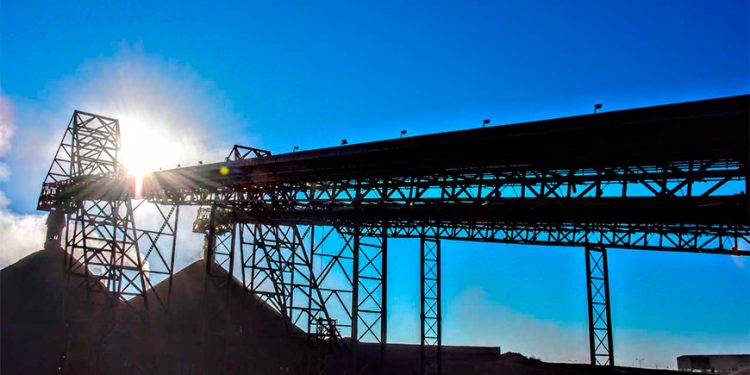 La CFE concluye proceso de contratación de carbón mineral para centrales termoeléctricas de Coahuila