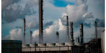 Más malas noticias para Pemex: Producción de gasolinas de Deer Park cayó 10% en el 3T25