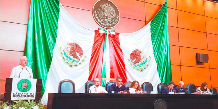 Pemex planea invertir más de 51,000 millones de pesos en electricidad al 2030