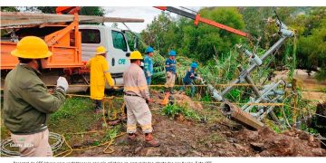 CFE restablece servicio eléctrico al 84% de usuarios afectados por lluvias